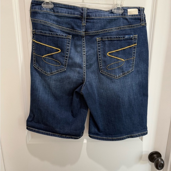 Seven7 Navy Blue Denim Shorts - Picture 2 of 4